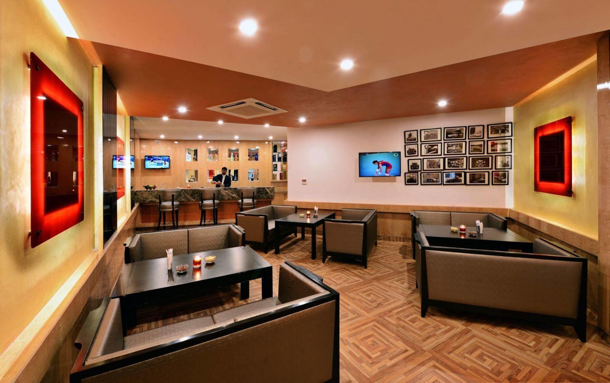 Hotel Jk Clarks Exotica Dalhousie Exterior foto