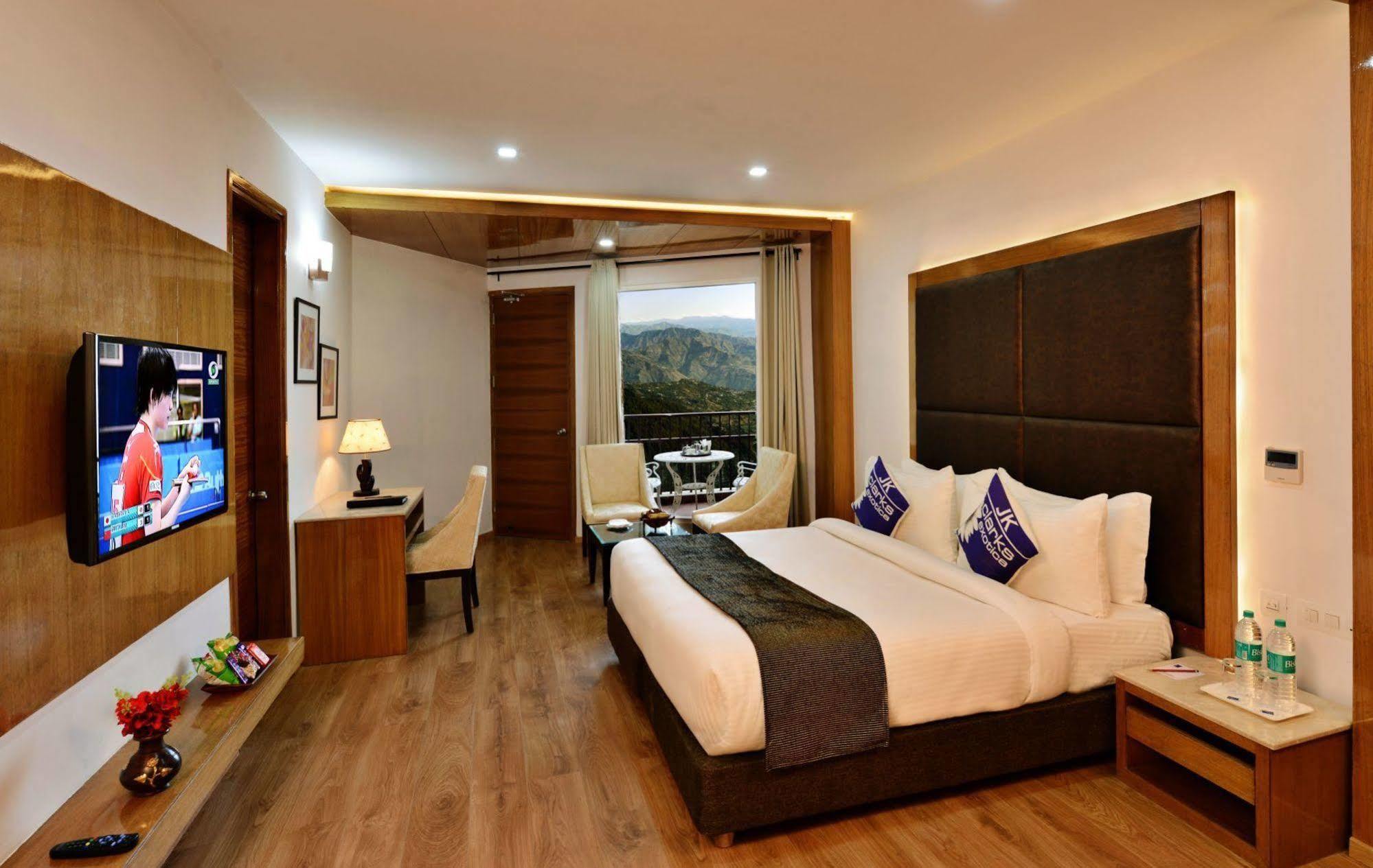 Hotel Jk Clarks Exotica Dalhousie Exterior foto