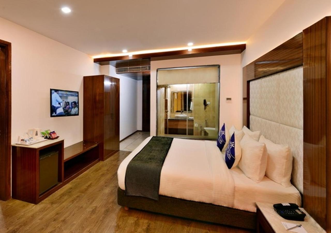 Hotel Jk Clarks Exotica Dalhousie Exterior foto